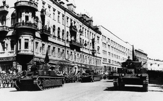 Сухопутные линкоры Сталина Сухопутные линкоры Сталина