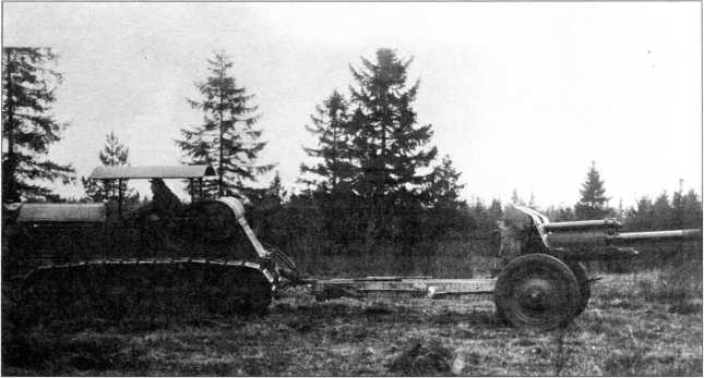 Артиллерийский тягач "Коминтерн". На службе у бога войны Артиллерийский тягач "Коминтерн". На службе у бога войны