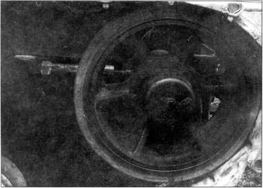 Артиллерийский тягач "Коминтерн". На службе у бога войны Артиллерийский тягач "Коминтерн". На службе у бога войны