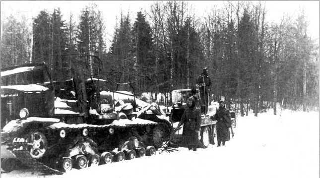 Артиллерийский тягач "Коминтерн". На службе у бога войны Артиллерийский тягач "Коминтерн". На службе у бога войны