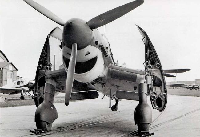 Юнкерс Ju-87 1936-1945 Юнкерс Ju-87 1936-1945