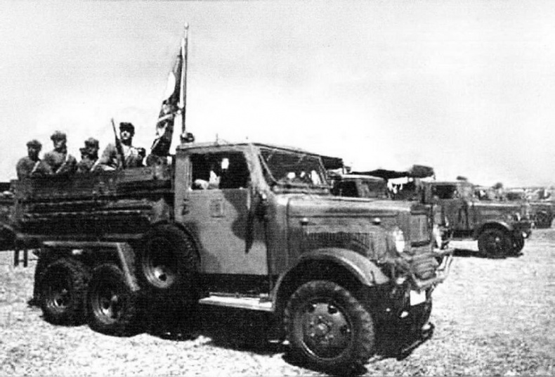 Полуторатонные грузовики Германии 1939—1945 гг. Полуторатонные грузовики Германии 1939—1945 гг.