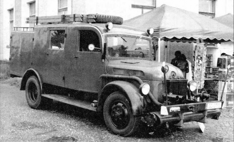 Полуторатонные грузовики Германии 1939—1945 гг. Полуторатонные грузовики Германии 1939—1945 гг.
