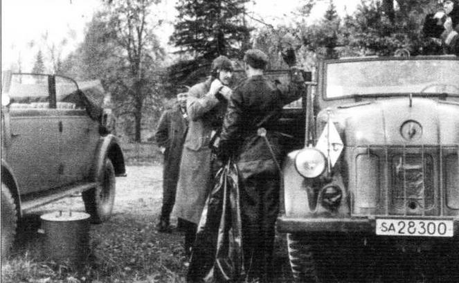Полуторатонные грузовики Германии 1939—1945 гг. Полуторатонные грузовики Германии 1939—1945 гг.