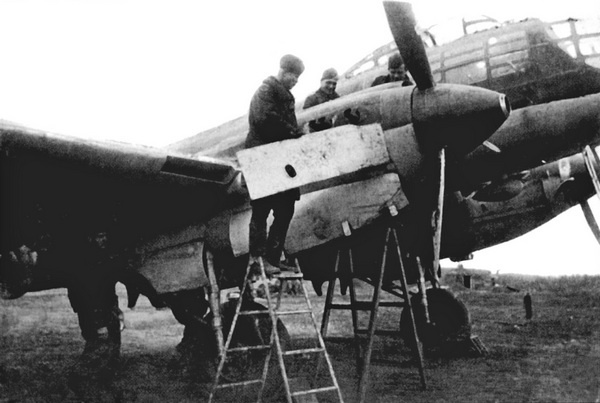 Дальний бомбардировщик Ер-2. Самолет несбывшихся надежд Дальний бомбардировщик Ер-2. Самолет несбывшихся надежд