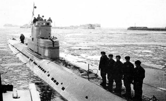 Подводные лодки 613 проекта Подводные лодки 613 проекта