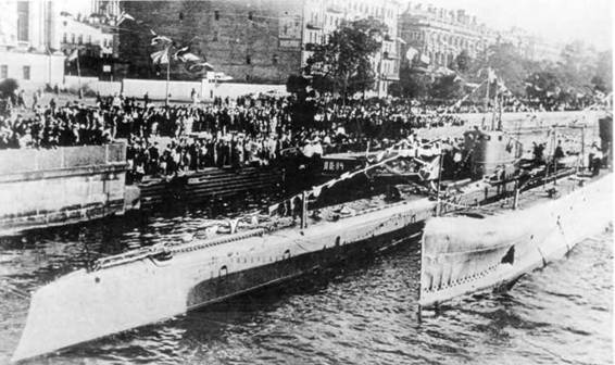 Подводные лодки типа “Барс” (1913-1942) Подводные лодки типа “Барс” (1913-1942)