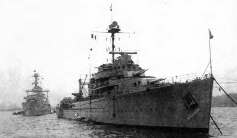 Сверхлегкие крейсера. 1930-1975 гг. Сверхлегкие крейсера. 1930-1975 гг.