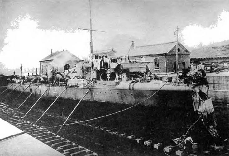 Эскадренные миноносцы и миноносцы Японии (1879-1945 гг.) Эскадренные миноносцы и миноносцы Японии (1879-1945 гг.)