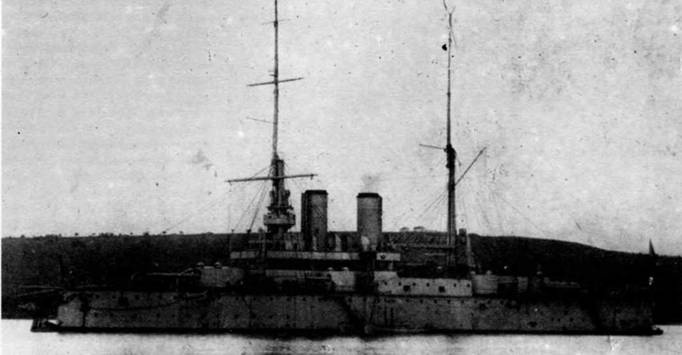 Эскадренный броненосец “Ростислав”. (1893-1920 гг.) Эскадренный броненосец “Ростислав”. (1893-1920 гг.)