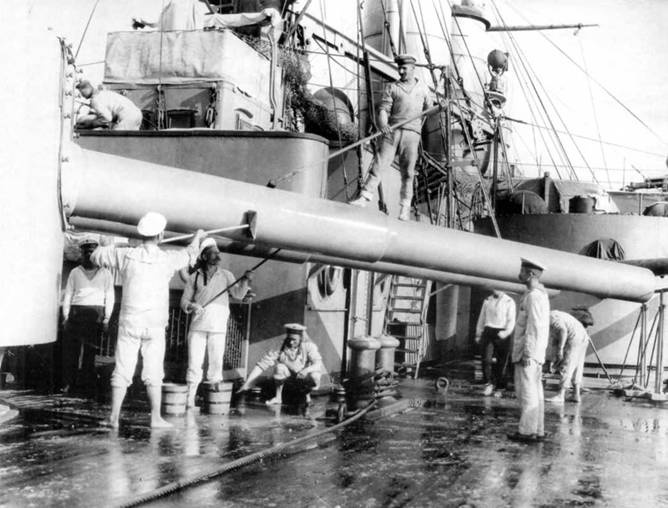 Эскадренный броненосец “Ростислав”. (1893-1920 гг.) Эскадренный броненосец “Ростислав”. (1893-1920 гг.)