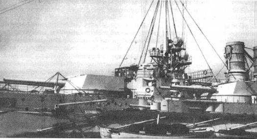Линейные корабли “Гельголанд”, “Остфрисланд”, "Ольденбург" и "Тюринген" . 1907-1921 гг. Линейные корабли “Гельголанд”, “Остфрисланд”, "Ольденбург" и "Тюринген" . 1907-1921 гг.