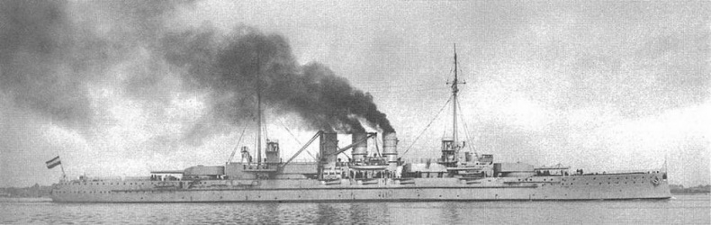 Линейные корабли “Гельголанд”, “Остфрисланд”, "Ольденбург" и "Тюринген" . 1907-1921 гг. Линейные корабли “Гельголанд”, “Остфрисланд”, "Ольденбург" и "Тюринген" . 1907-1921 гг.