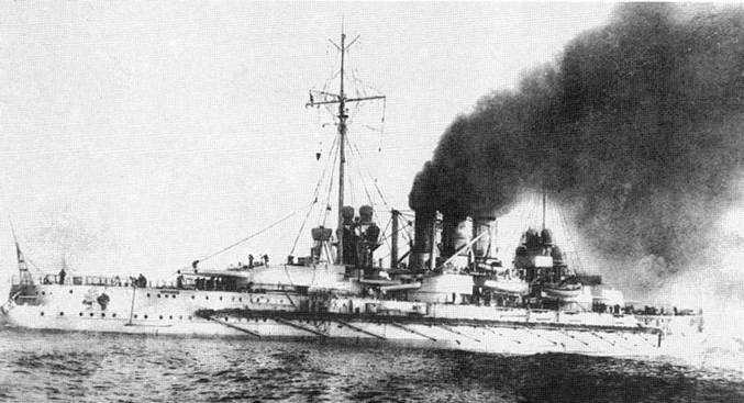 Линейные корабли “Гельголанд”, “Остфрисланд”, "Ольденбург" и "Тюринген" . 1907-1921 гг. Линейные корабли “Гельголанд”, “Остфрисланд”, "Ольденбург" и "Тюринген" . 1907-1921 гг.