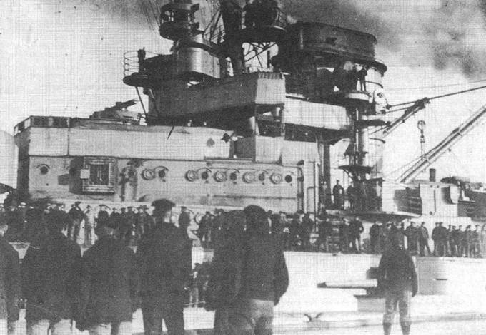 Линейные крейсера “Дерфлингер”, “Лютцов”, “Гинденбург” и “Макензен”. 1907-1918 гг. Линейные крейсера “Дерфлингер”, “Лютцов”, “Гинденбург” и “Макензен”. 1907-1918 гг.