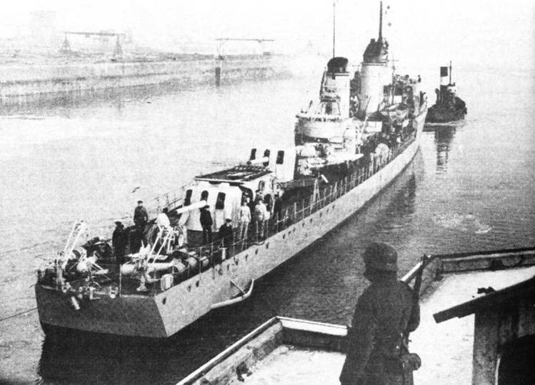 Миноносцы и эскортные корабли Германии. 1927-1945 гг. Миноносцы и эскортные корабли Германии. 1927-1945 гг.