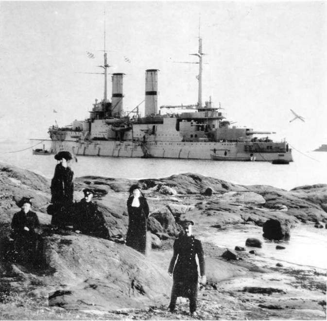 "Слава". Последний броненосец эпохи доцусимского судостроения. (1901-1917) "Слава". Последний броненосец эпохи доцусимского судостроения. (1901-1917)