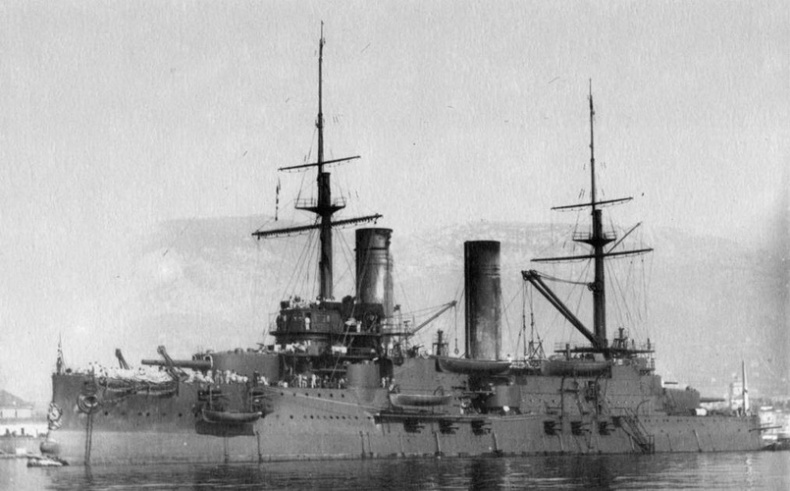 "Слава". Последний броненосец эпохи доцусимского судостроения. (1901-1917) "Слава". Последний броненосец эпохи доцусимского судостроения. (1901-1917)