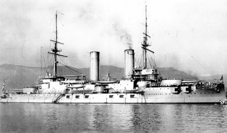 "Слава". Последний броненосец эпохи доцусимского судостроения. (1901-1917) "Слава". Последний броненосец эпохи доцусимского судостроения. (1901-1917)