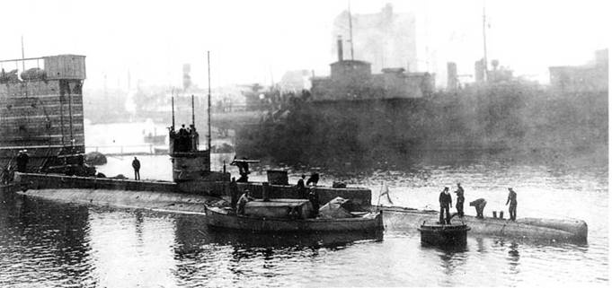 Английские подводные лодки типа “Е” в первой мировой войне. 1914-1918 гг. Английские подводные лодки типа “Е” в первой мировой войне. 1914-1918 гг.