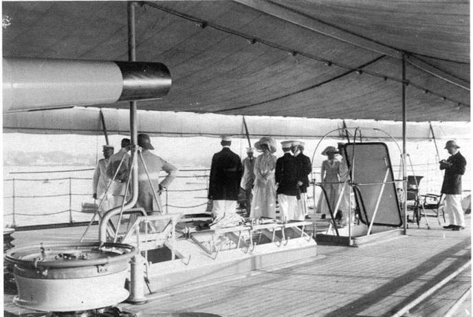 Броненосные крейсера “Шарнхорст”, “Гнейзенау” и “Блюхер” (1905-1914) Броненосные крейсера “Шарнхорст”, “Гнейзенау” и “Блюхер” (1905-1914)