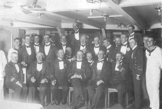 Броненосные крейсера “Шарнхорст”, “Гнейзенау” и “Блюхер” (1905-1914) Броненосные крейсера “Шарнхорст”, “Гнейзенау” и “Блюхер” (1905-1914)