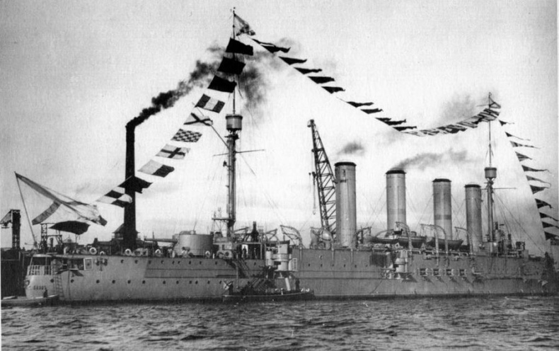 Броненосные крейсера типа “Адмирал Макаров”. 1906-1925 гг. Броненосные крейсера типа “Адмирал Макаров”. 1906-1925 гг.