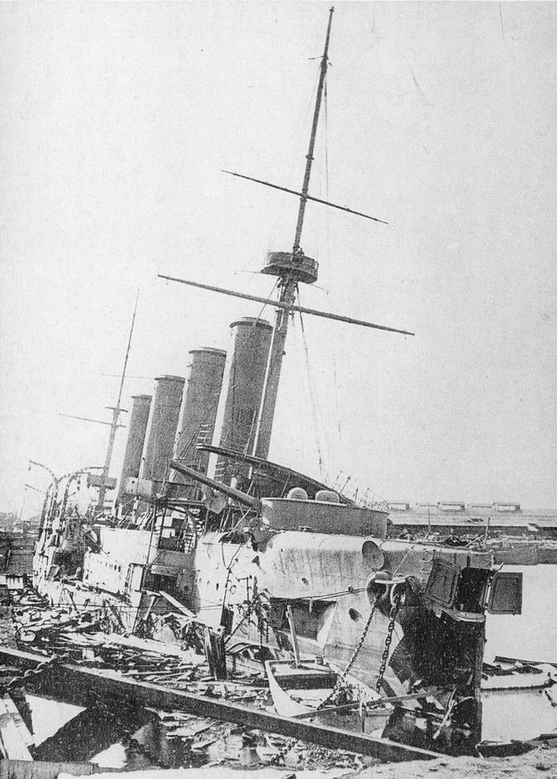 Броненосный крейсер "Баян"(1897-1904) Броненосный крейсер "Баян"(1897-1904)