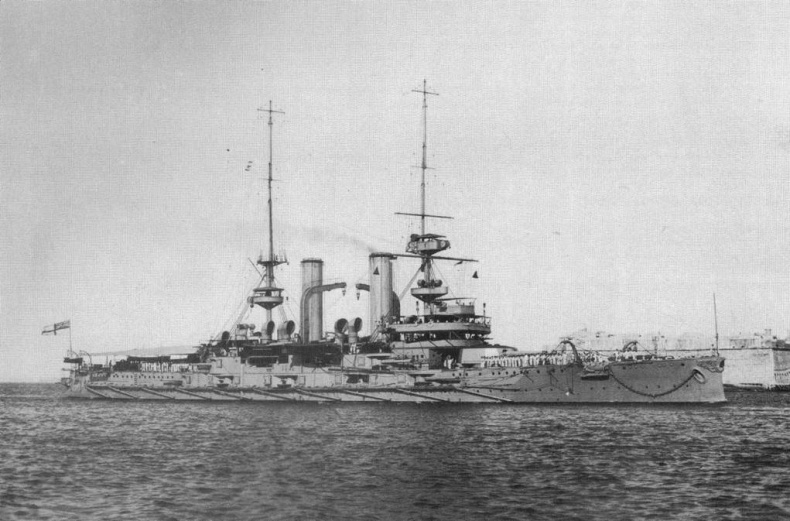 Броненосцы типов “Центурион”, “Ринаун” и “Трайомф”. 1890-1920 гг. Броненосцы типов “Центурион”, “Ринаун” и “Трайомф”. 1890-1920 гг.