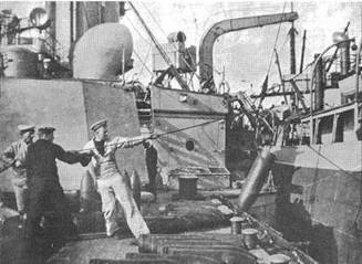 Броненосцы типов “Центурион”, “Ринаун” и “Трайомф”. 1890-1920 гг. Броненосцы типов “Центурион”, “Ринаун” и “Трайомф”. 1890-1920 гг.
