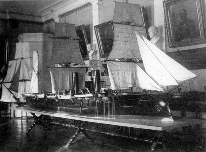 Крейсер I ранга "Рюрик" (1889-1904) Крейсер I ранга "Рюрик" (1889-1904)