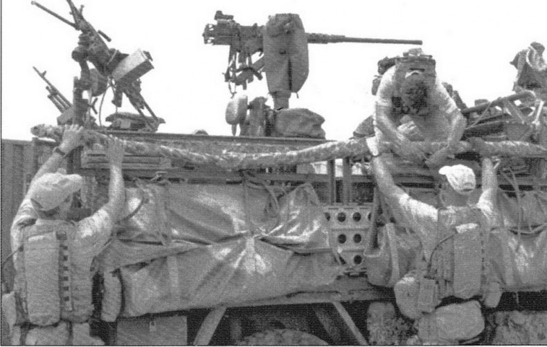 Бронетранспортёры на шасси UNIMOG 1950 - 2009 гг. Бронетранспортёры на шасси UNIMOG 1950 - 2009 гг.