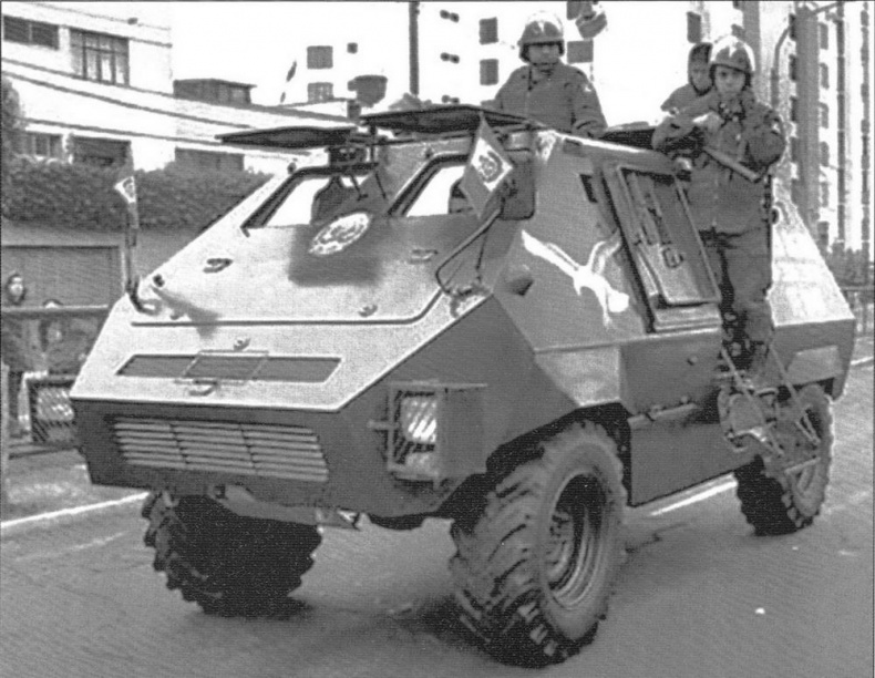Бронетранспортёры на шасси UNIMOG 1950 - 2009 гг. Бронетранспортёры на шасси UNIMOG 1950 - 2009 гг.