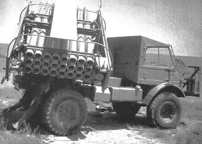 Бронетранспортёры на шасси UNIMOG 1950 - 2009 гг. Бронетранспортёры на шасси UNIMOG 1950 - 2009 гг.
