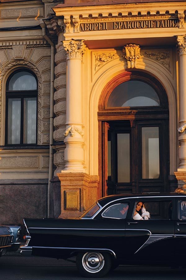 Голая. Правда о том, как быть настоящей женщиной Голая. Правда о том, как быть настоящей женщиной