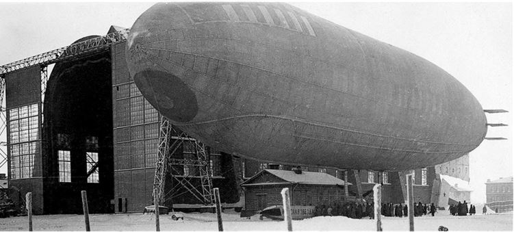 Девятьсот часов неба. Неизвестная история дирижабля «СССР-В6» Девятьсот часов неба. Неизвестная история дирижабля «СССР-В6»