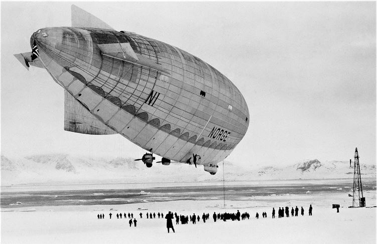 Девятьсот часов неба. Неизвестная история дирижабля «СССР-В6» Девятьсот часов неба. Неизвестная история дирижабля «СССР-В6»