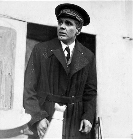 Девятьсот часов неба. Неизвестная история дирижабля «СССР-В6» Девятьсот часов неба. Неизвестная история дирижабля «СССР-В6»