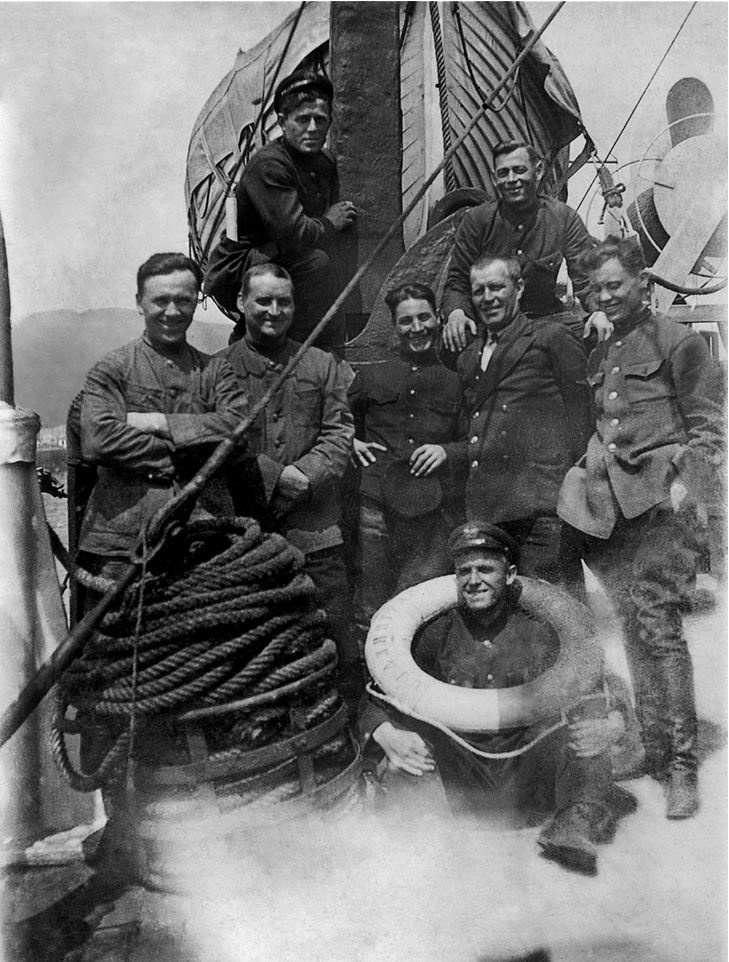 Девятьсот часов неба. Неизвестная история дирижабля «СССР-В6» Девятьсот часов неба. Неизвестная история дирижабля «СССР-В6»