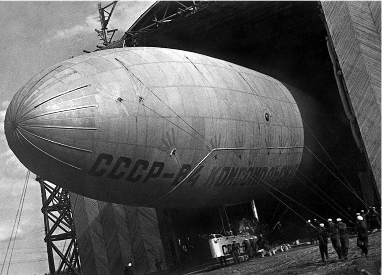 Девятьсот часов неба. Неизвестная история дирижабля «СССР-В6» Девятьсот часов неба. Неизвестная история дирижабля «СССР-В6»