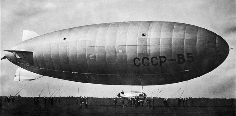 Девятьсот часов неба. Неизвестная история дирижабля «СССР-В6» Девятьсот часов неба. Неизвестная история дирижабля «СССР-В6»