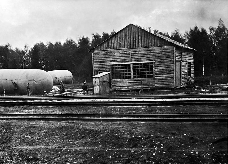 Девятьсот часов неба. Неизвестная история дирижабля «СССР-В6» Девятьсот часов неба. Неизвестная история дирижабля «СССР-В6»
