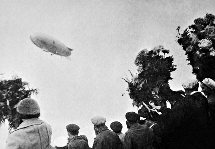 Девятьсот часов неба. Неизвестная история дирижабля «СССР-В6» Девятьсот часов неба. Неизвестная история дирижабля «СССР-В6»
