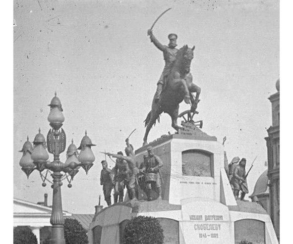 История в историях. Век величия История в историях. Век величия