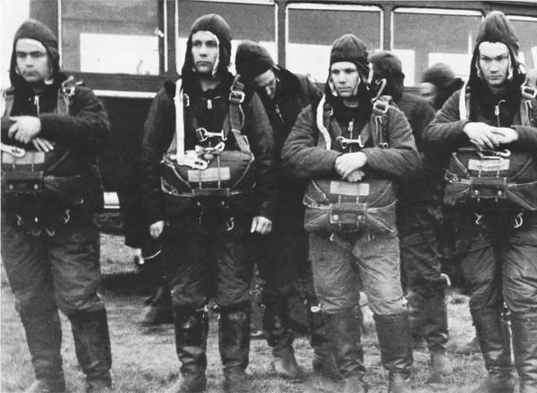 Юрий Гагарин. Первый полёт в документах и воспоминаниях Юрий Гагарин. Первый полёт в документах и воспоминаниях