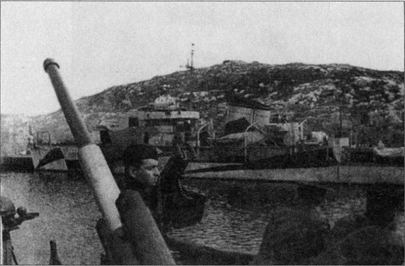 "Погибаем, но не сдаемся!" Морские драмы Великой Отечественной "Погибаем, но не сдаемся!" Морские драмы Великой Отечественной