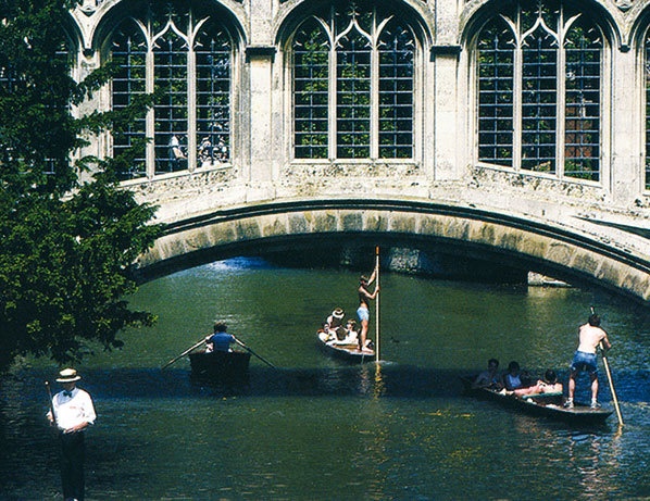 Оксфорд и Кембридж. Непреходящая история Оксфорд и Кембридж. Непреходящая история